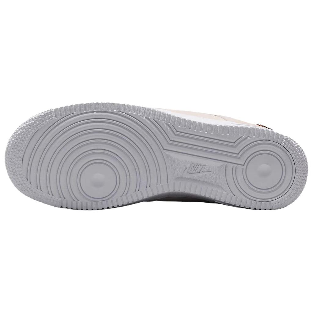 Nike Кроссовки Nike Air Force 1 07 SE Удобные Мягкие Дышащие Низкие Женские кроссовки Бежевые IQ9964-100