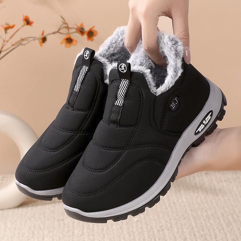 2024 Winter Cotton Shoes: Non-Slip, Warm & Comfortable for Men and Women