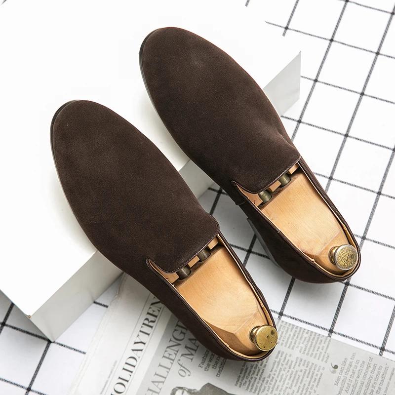 Fashion Fashionable Men's Suede Shoes Soft Soles Comfortable Loafers Versatile Men's Casual Flat Shoes Green New Style Free Delivery