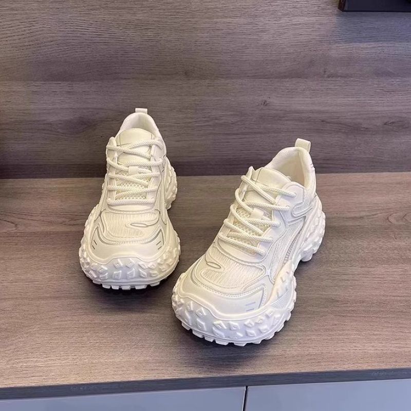 2025 New Wheel Versatile Tire Shoes Women's Soft-soled Breathable Durian Platform-soled Casual Sports Shoes Heightened Fried Street Dad Shoes