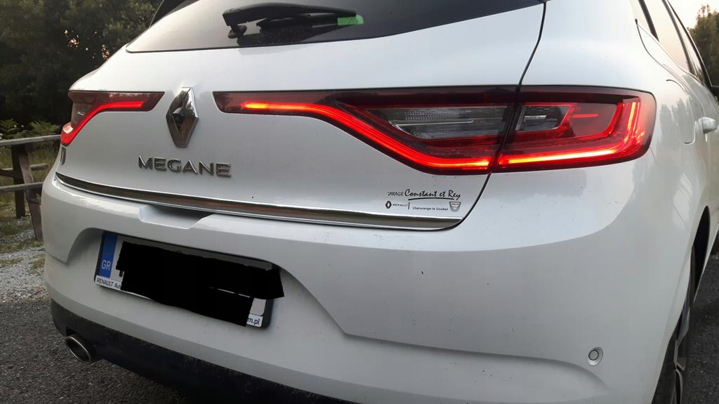 Renault MEGANE MK IV HB - CHROME STRIP FOR THE LID