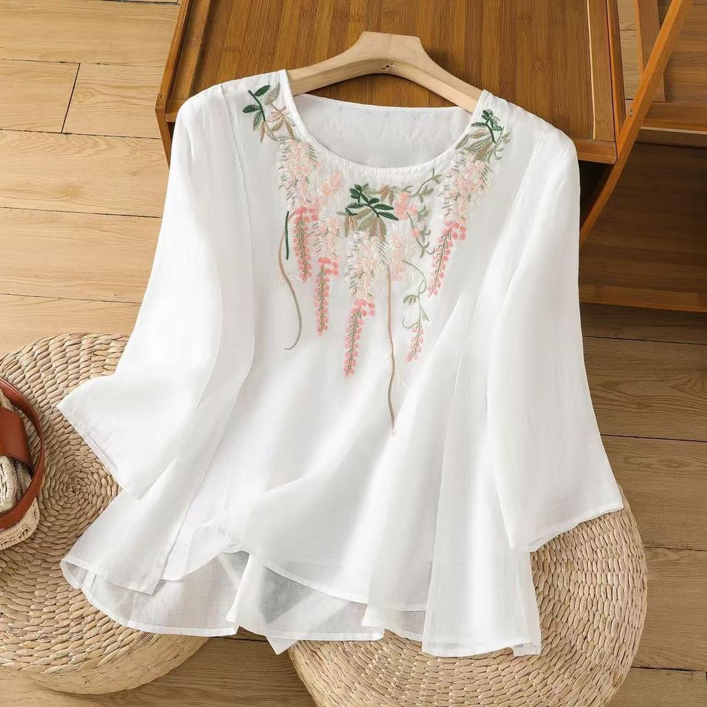 Новая винтажная блузка с круглым вырезом из хлопка и льна с вышивкой для женщин 2025 Лето Новая свободная темпераментная блузка