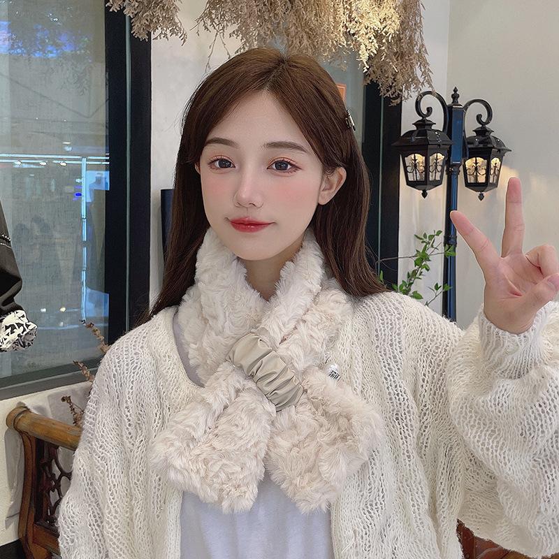 Autumn and winter warm plush scarf women's embossed leather strip, three-dimensional cross-thickened faux fur reed rabbit fur scarf, versatile for all
