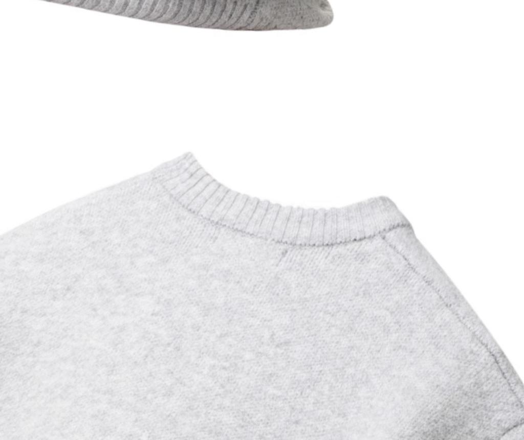 Men's Solid Color Round Neck Knit Sweater - Drop Shoulder, Warm, Versatile, Lazy Style, Thickened Outerwear for Spring and Autumn.