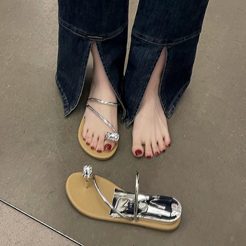 Сандалии Fairy Wind со стразами, летняя одежда 2024 года, плоская подошва, внутренняя высота, наклонный каблук, пляжные сандалии с юбкой