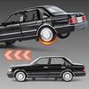 1/32 Toyota Crown 133 JZS133 Сплав Классическая Модель Старого Автомобиля Литой Металл Ретро Автомобиль Модель Автомобиля Звуковая и Световая Симуляция Детская Игрушка Подарок
