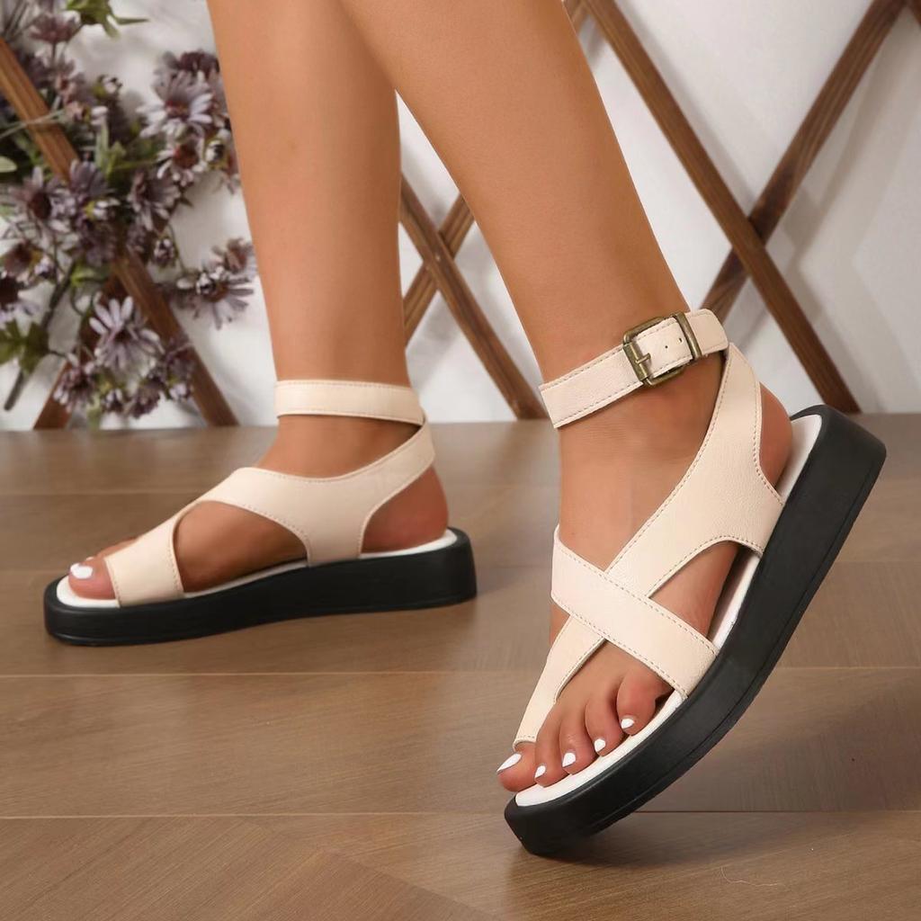 New Summer Women's Plus Size Toe Loop Thick Soled Casual Outdoor Buckle Strap Sandals
