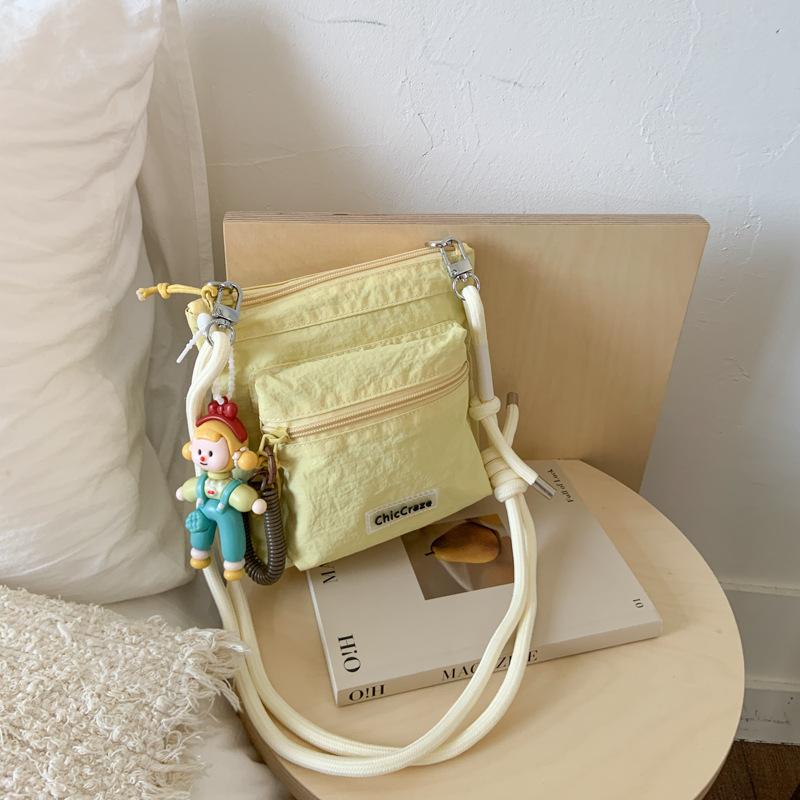 Shoulder Bag Women's Solid Color Couple Outdoor Summer New Lightweight Messenger Bag Men's and Girls Outdoor Sports Small Satchel