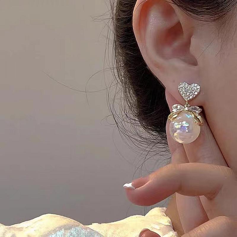 Изысканные висячие серьги из искусственного жемчуга в форме сердца с блестящей инкрустацией цирконом, модные серьги-гвоздики из сплава