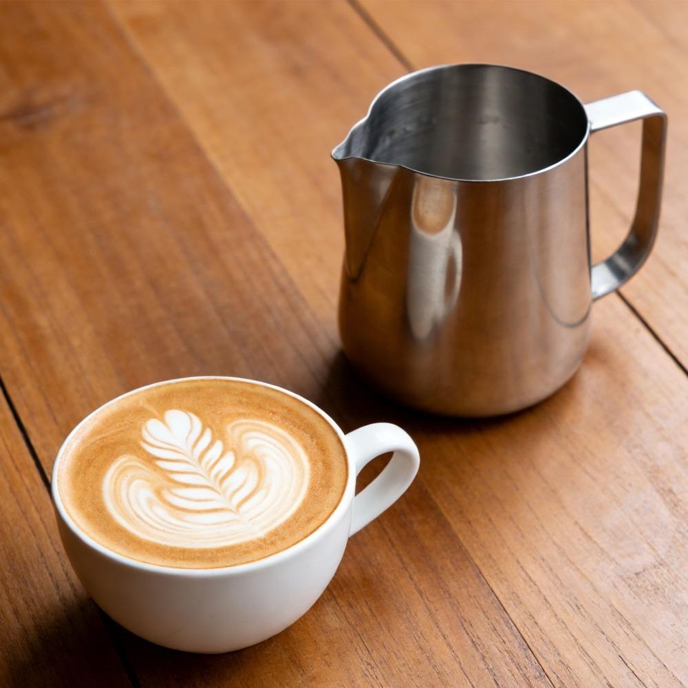 Anti-Drip Spout Milk Frothing Pitcher Coffee Steaming Pitcher  For Hot Chocolate