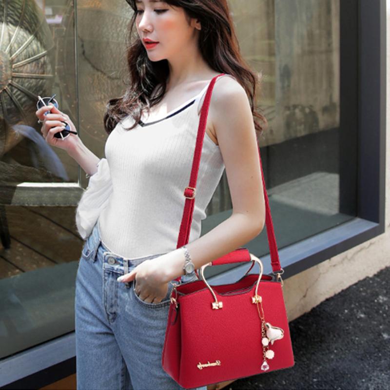 Luxury Pendant Handbag For Women PU Leather Tassel Shuolder Bag Designer Handle Bag Brand Shopping Mommy Shoudler Bag