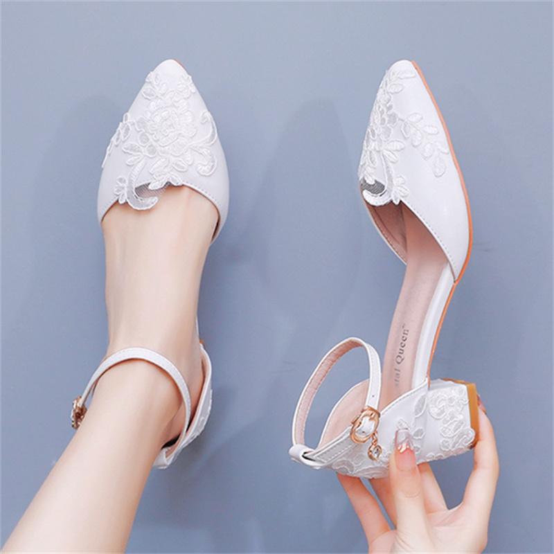 Красивые кружевные женские туфли-лодочки на толстом каблуке, трендовые, с жемчужной пряжкой, на высоком каблуке, женские туфли для свадебного платья, женские вечерние босоножки, размер 34-43