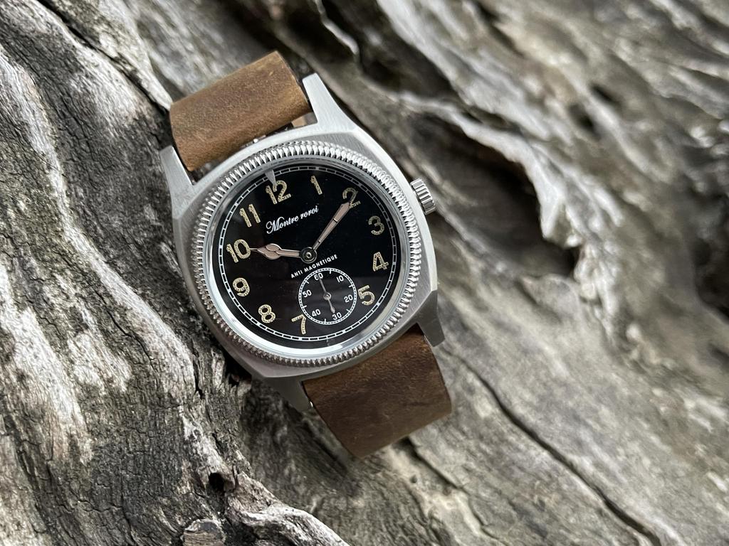 Имущество Большая Черепаха Маленькая Секундная Военные Часы с Коричневым Кожаным Ремешком Crazy Horse M.R.M.W. Мужской