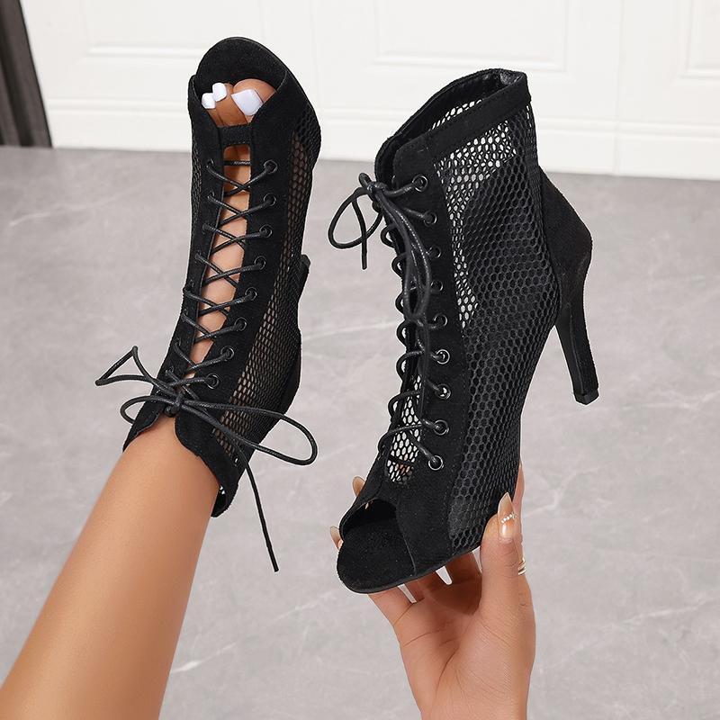 Сексуальные босоножки на высоком каблуке, женская обувь, туфли-лодочки, новый модный показ, черные повседневные сетчатые сандалии с перекрестным ремешком из сетчатой ​​ткани на шнуровке с открытым носком