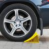 Стопор для автомобильных шин Tire Saver Chock Прочный противоскользящий блок Портативный парковочный стопор для безопасного автомобиля, прицепа, грузовика, парковочные приспособления