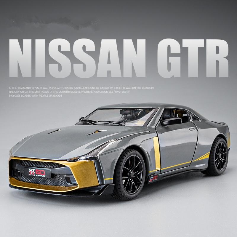 1/24 Niaasn GTR 50 Модель спортивного автомобиля из сплава Литые металлические модели Гоночный автомобиль Модель Звуковая и световая симуляция Коллекция Детская игрушка Подарок