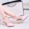Женская мода высокого качества, белые туфли-шпильки с острым носком и пряжкой на ремешке из искусственной кожи, повседневные розовые туфли на высоком каблуке G5776