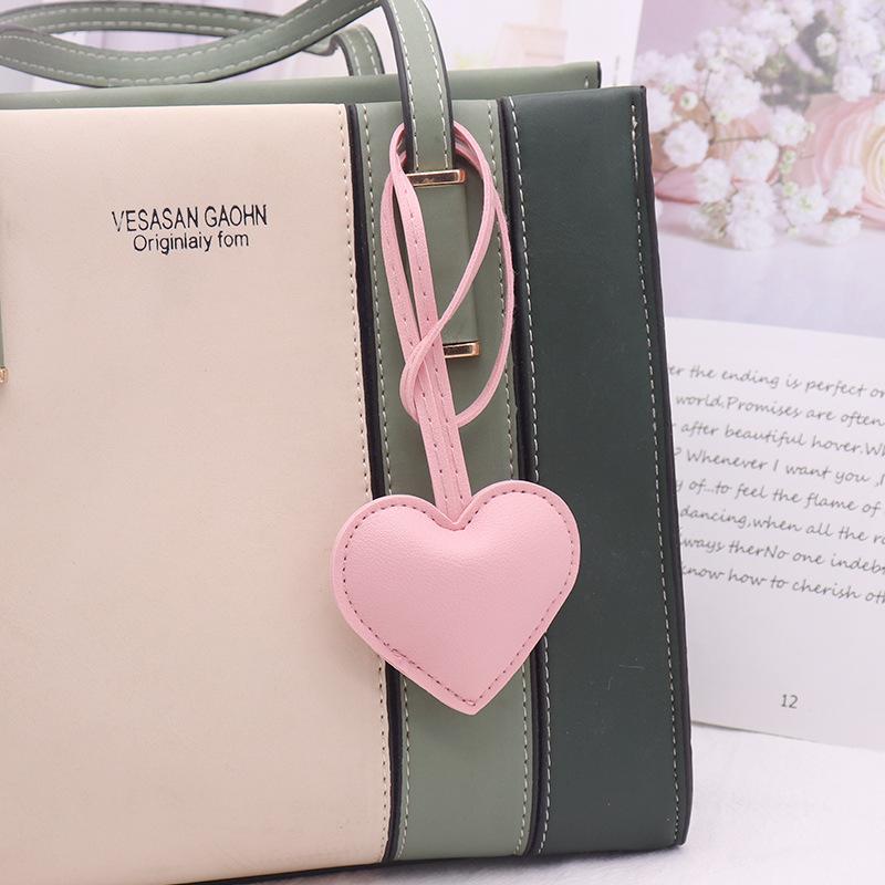 Heart-shaped Keychain, Pink, Cute Heart-shaped Pendant, Bag Decoration Accessory, Key Ring, Gift, for Women and Girls, Valentine's Day Gift
