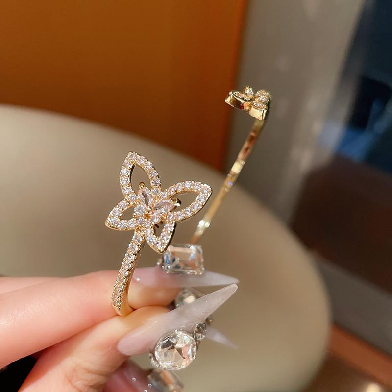 Elegant Butterfly Copper Bracelet With Zircon Inlay For Casual Daily Wear