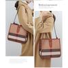 Высококачественная клетчатая парусиновая модная новая стильная наклонная универсальная кожаная маленькая квадратная сумка через плечо женская сумка