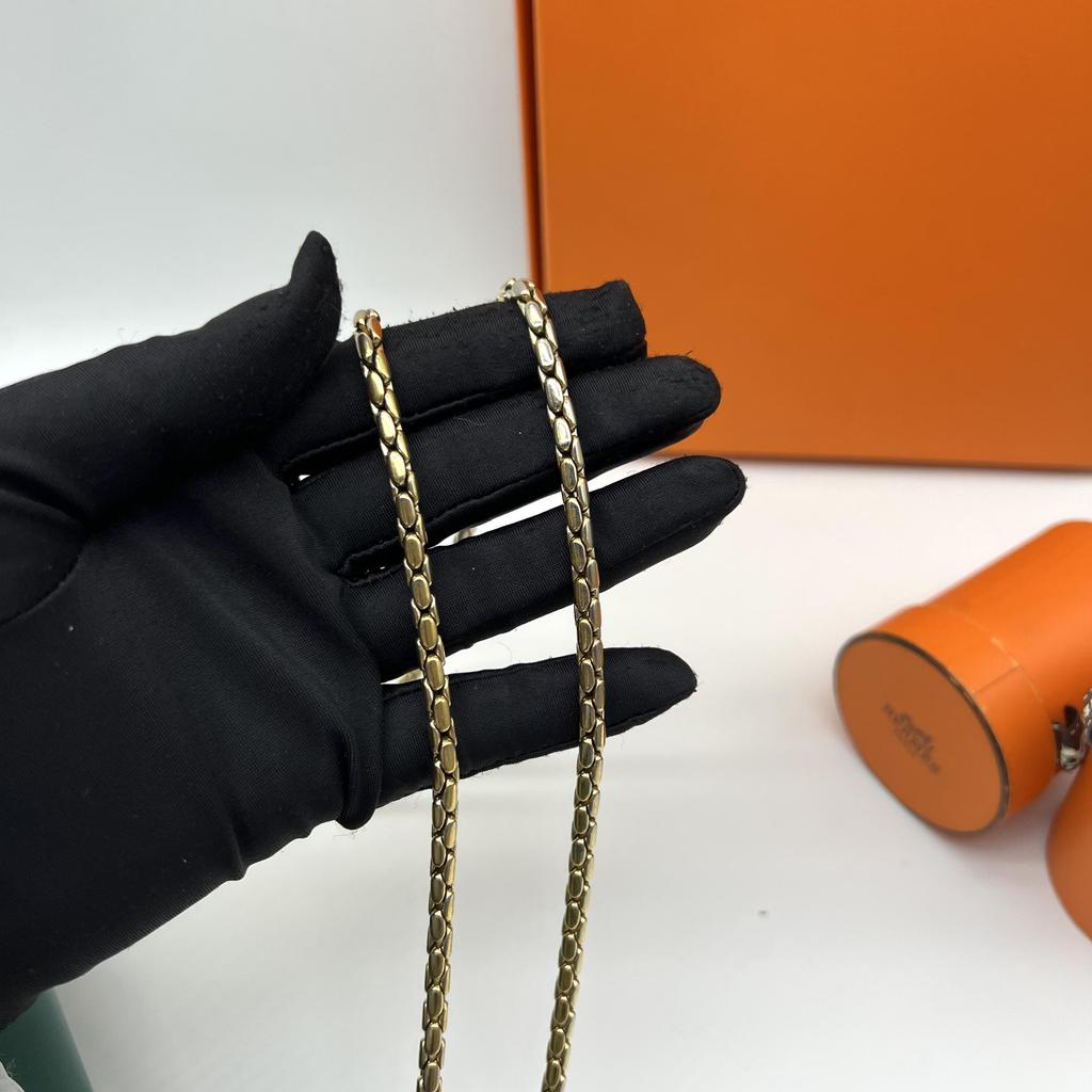 [Б/У] Сумка через плечо Serpenti Forever с эмалированной пряжкой и цепочкой в виде головы змеи из кожи - Хорошее состояние #17YSEU3