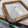 Французский Хрусталь Пятилепестковый Цветок Ожерелье Женская Цепочка на Ключицы Высококачественная Легкая Роскошь Нишевый Дизайн Холодный Стиль Универсальный Набор
