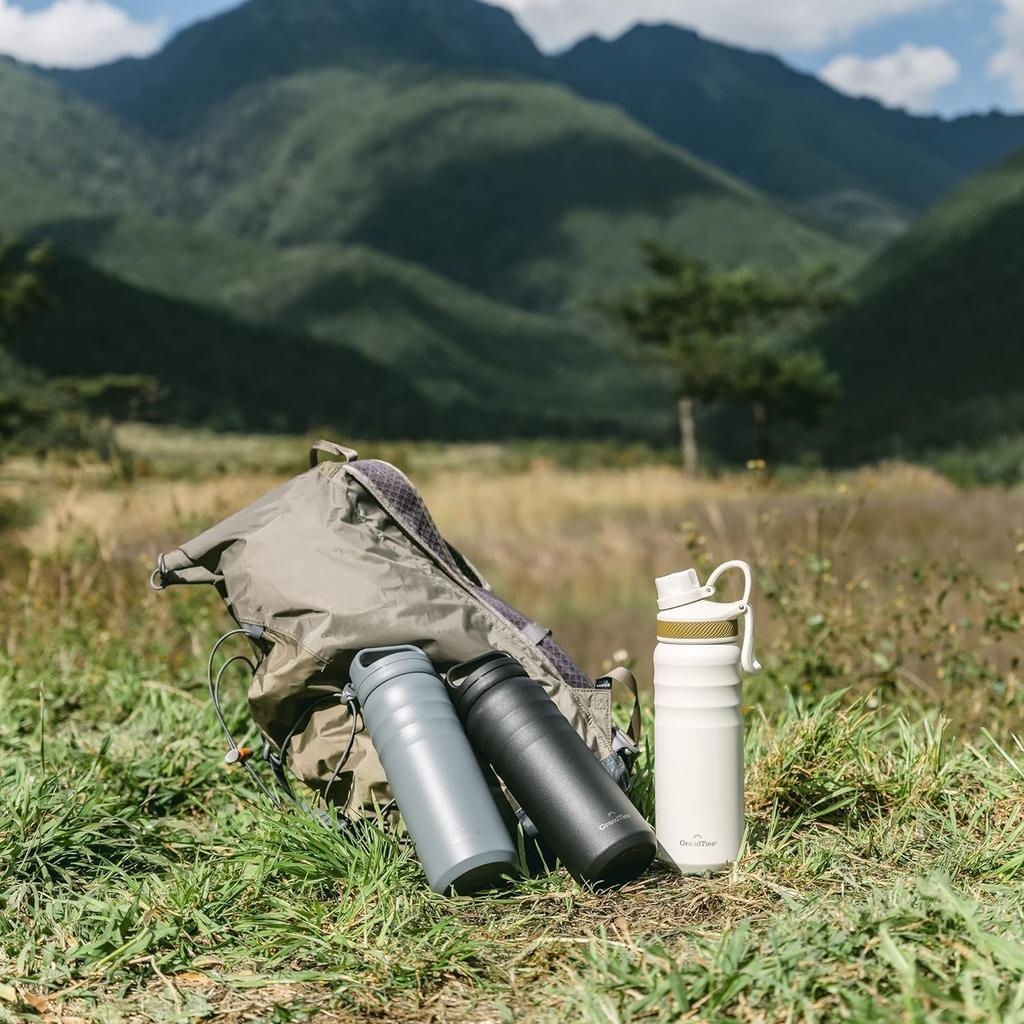 GRANDTIES Premium бутылка для воды с вакуумной изоляцией, кружка-бутылка из нержавеющей стали с широким горлом, 709 мл. Поставляется с 2 типами крышек. Легко мыть, большой размер.