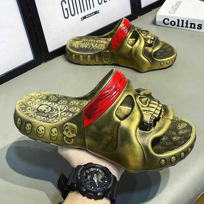 2024 Slippers Men's Skull Fashion Summer Outdoor Wear Stepping On Feces Feeling Indoor Home Home Non-slip Sandals and Slippers