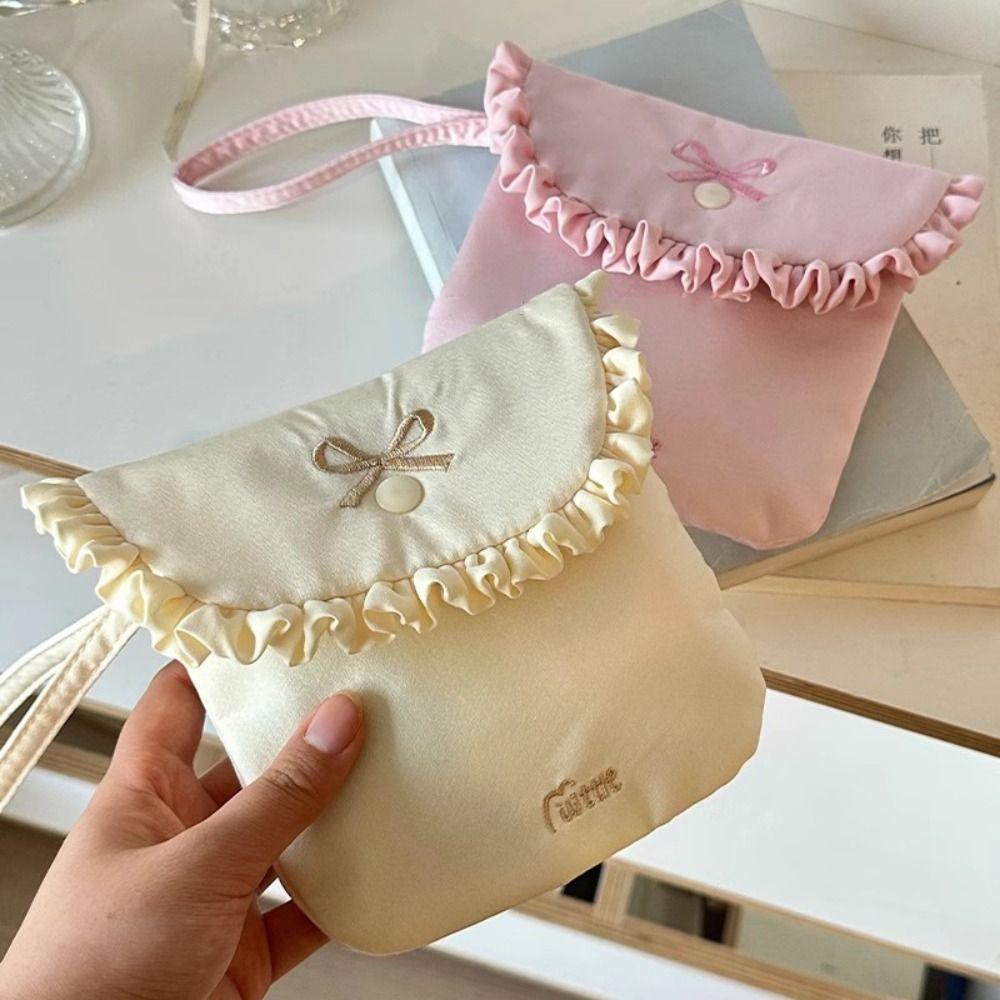 Large Capacity Mini Cosmetic Bag Bowknot Bow Makeup Bag Cute Sanitary Napkin Storage Bag Travel
