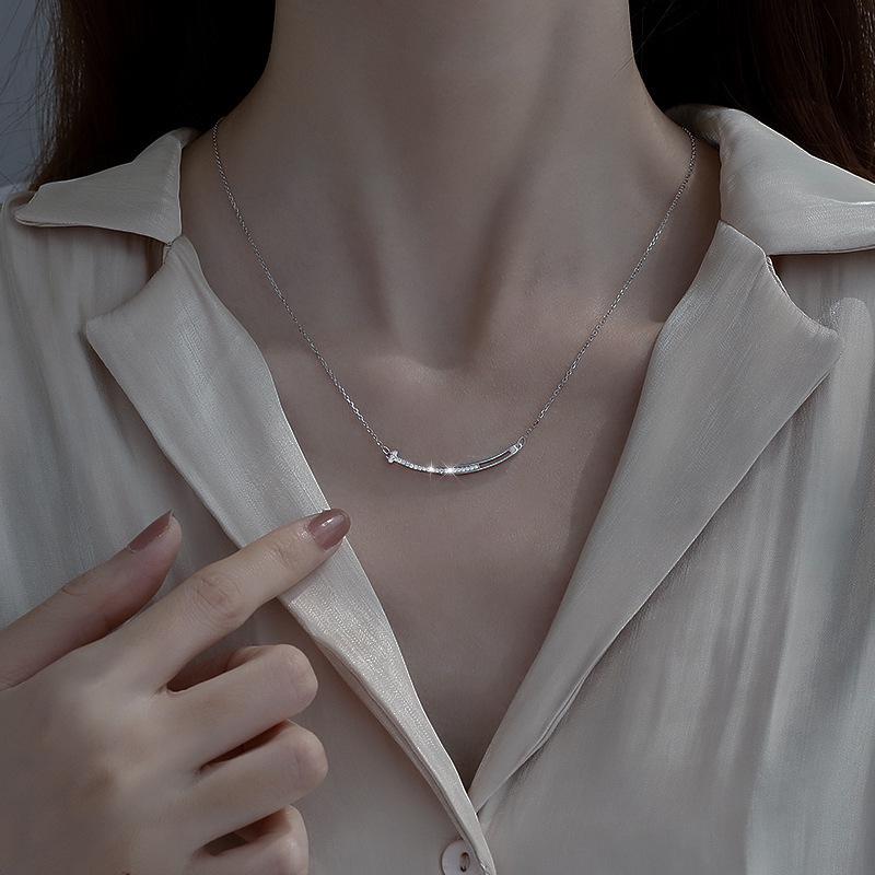 Серебряное ожерелье S925 с смайликом - Модная женская цепочка на ключицу