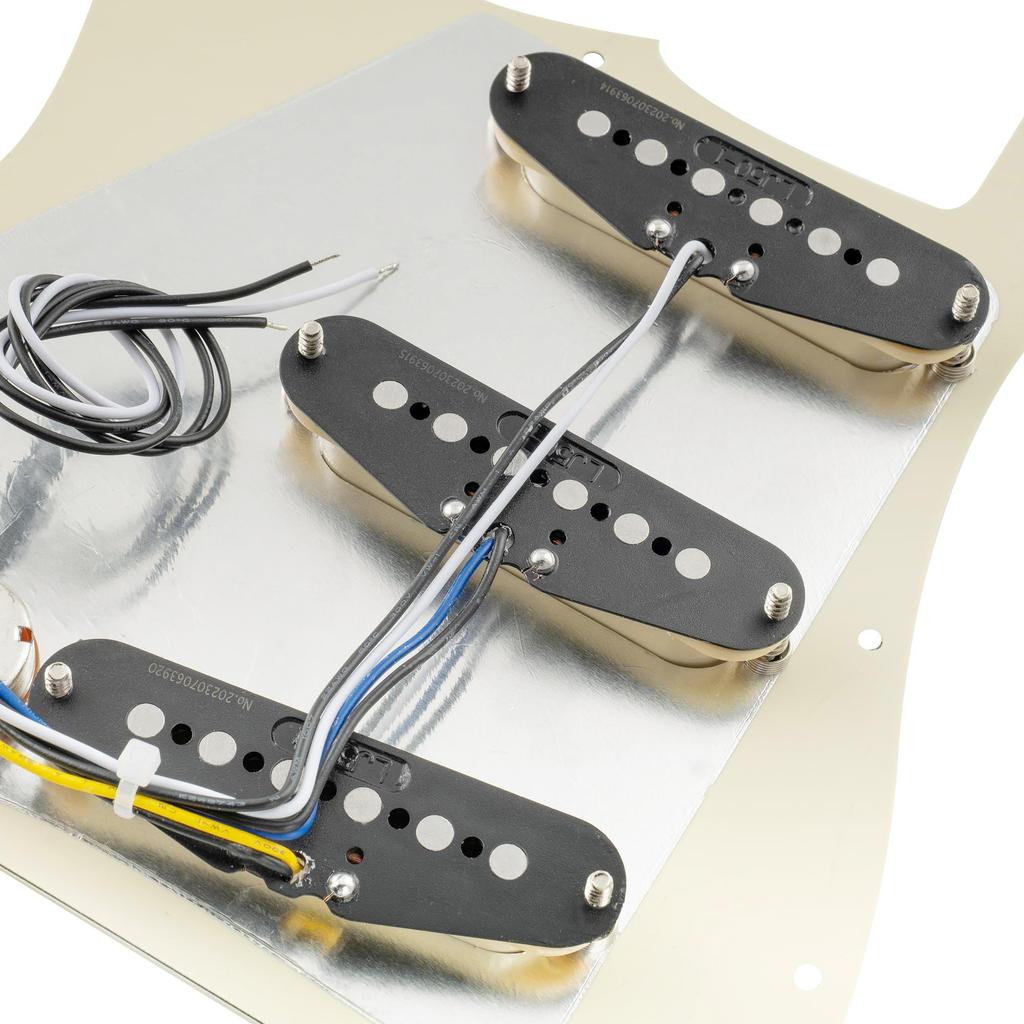 Musiclily Pro SE SSS Strat Prewired Pickguard Staggered Alnico 5 Single Coil Pickup для гитары ST Stratocaster Electric Cream 3P,