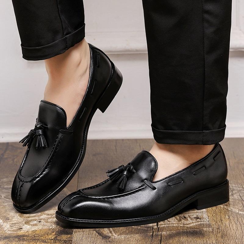 Fashion Britain Fashion New Men's Pointed Tassel Patchwork Patent Leather Shoes Designer Formal Wedding Prom Dress Homecoming Footwear