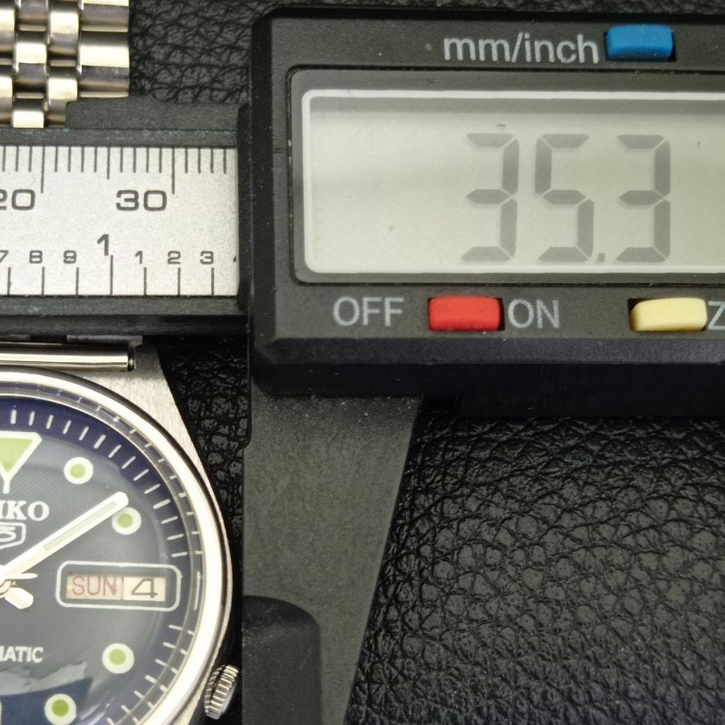 GENUINE VINTAGE SEIKO 5 AUTOMATIC 7019A JAPAN MENS BLUE DIAL WATCH A702347-5 R124-a702347