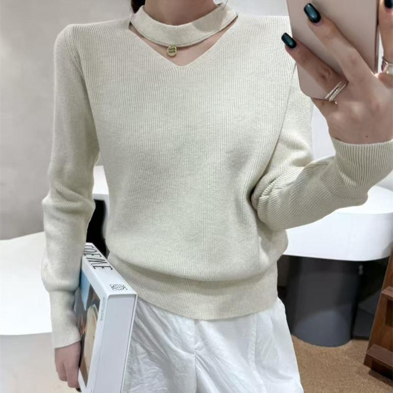 26 Spring style hanging neck V-neck slimming knitted fashionable sweater versatile knitted sweater for women