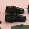 Hot Aircraft Tanks Plastic Soldiers 12 Poses  Toy  Men Figures