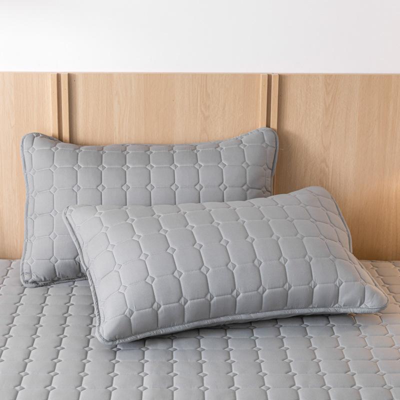 Solid Color Skin-friendly Washed Cotton Bed Sheet Anti-dust Anti-slip Quilted Thickened Bed Cover Home Bedroom Protective Cover