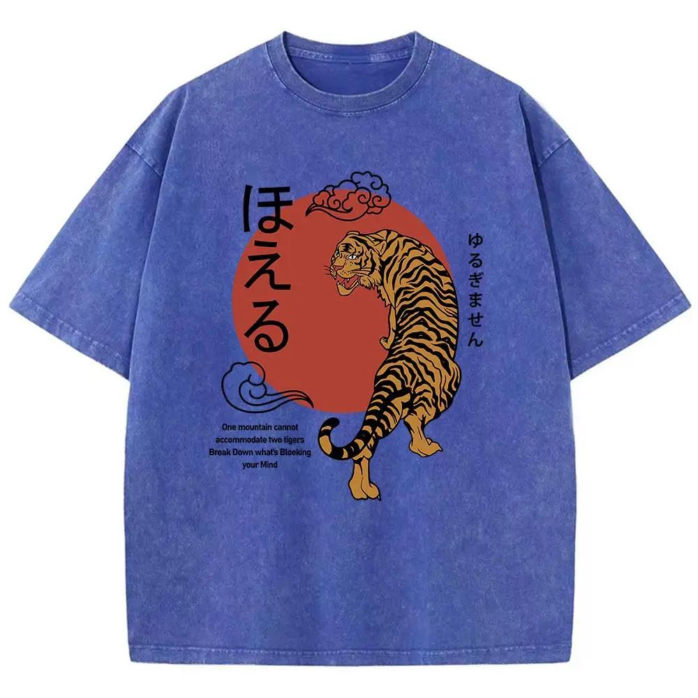 Одна гора не может вместить двух тигров, сломавших то, что гложет твой разум. Мужские футболки. Хлопковая футболка. Свободные ретро-топы.