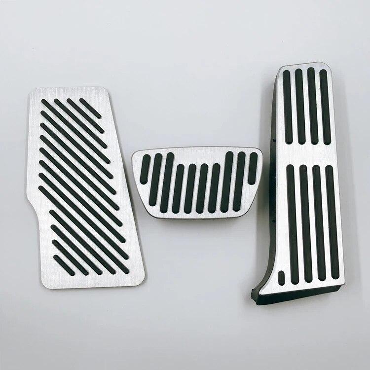 Алюминиевый автомобильный чехол для педалей, топливный тормоз, подножки, накладки, пластина для Toyota Camry 70 V70 2018 2022, аксессуары