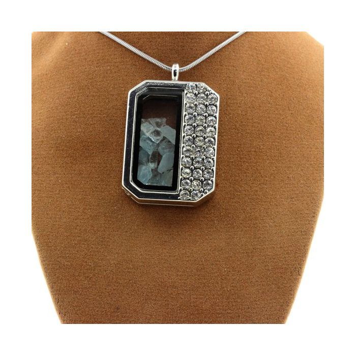 Pierres et Minéraux. Collier Aigue-Marine brut. Modèle demi-rectangle.