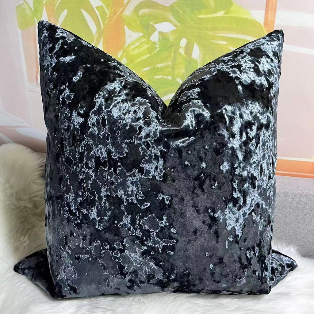 Modern Luxury Woven Velvet Jacquard Animal Print Cushion Cover Super Soft OEKO-TEX Certified Removable & Washable for Car Seat