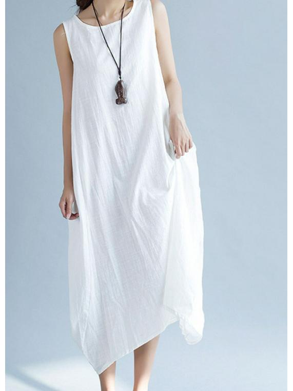 Шикарное платье без рукавов с круглым вырезом и боковыми карманами со складками - Коллекция Весна/Лето 2023.