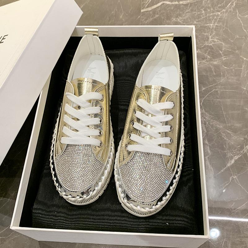 Модные туфли большого размера со стразами для женщин 2024 года, новые повседневные и удобные туфли на шнуровке со шнуровкой