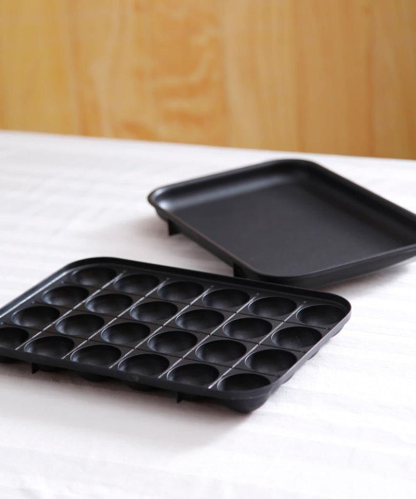 BRUNO Bruno Compact Hot Plate Body 4 Types of Plates Ceramic Coated Pot Flat Recipe Book Included Navy Navy Stylish Cute This 1 Unit Lid Included