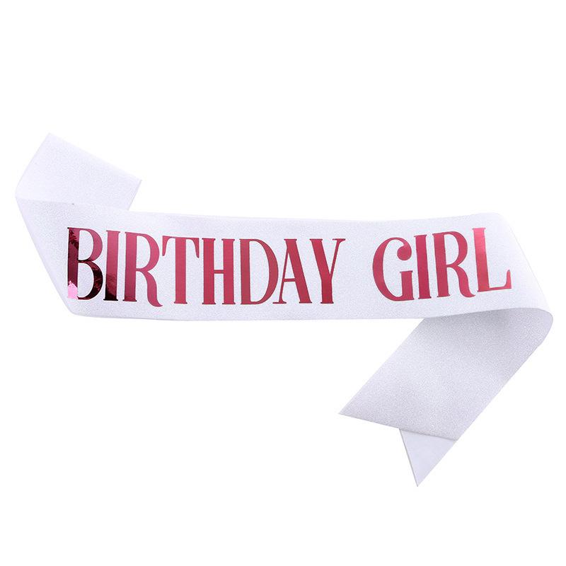 Блестящий пояс для именинницы с нетканым плечевым ремнем