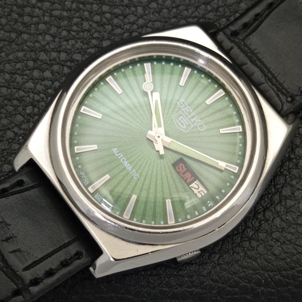 Seiko 5 AUTOMATIC VINTAGE 7009A JAPAN MENS GREEN COLOR DIAL WATCH A701222-5 R206a-a701222