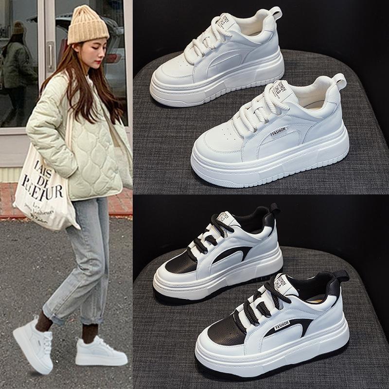 Маленькие белые туфли платформа черно-белые повседневные туфли женские 2025 весна новые универсальные панда спортивные бархатные маффины одинарные туфли