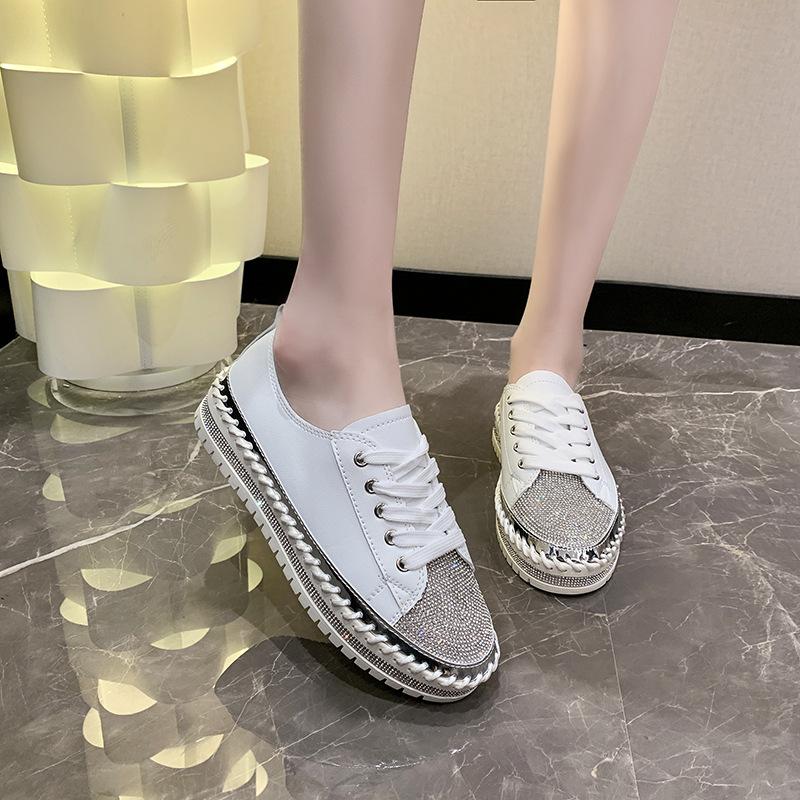 Модные туфли большого размера со стразами для женщин 2024 года, новые повседневные и удобные туфли на шнуровке со шнуровкой