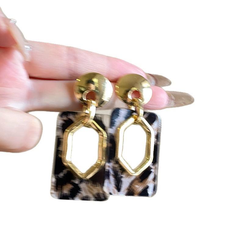 Серьги-гвоздики из серебряной иглы, из смолы и искусственной кожи с леопардовым принтом, геометрические, круглые, в виде цветка, осенне-зимние, нишевые, высокого класса, женские