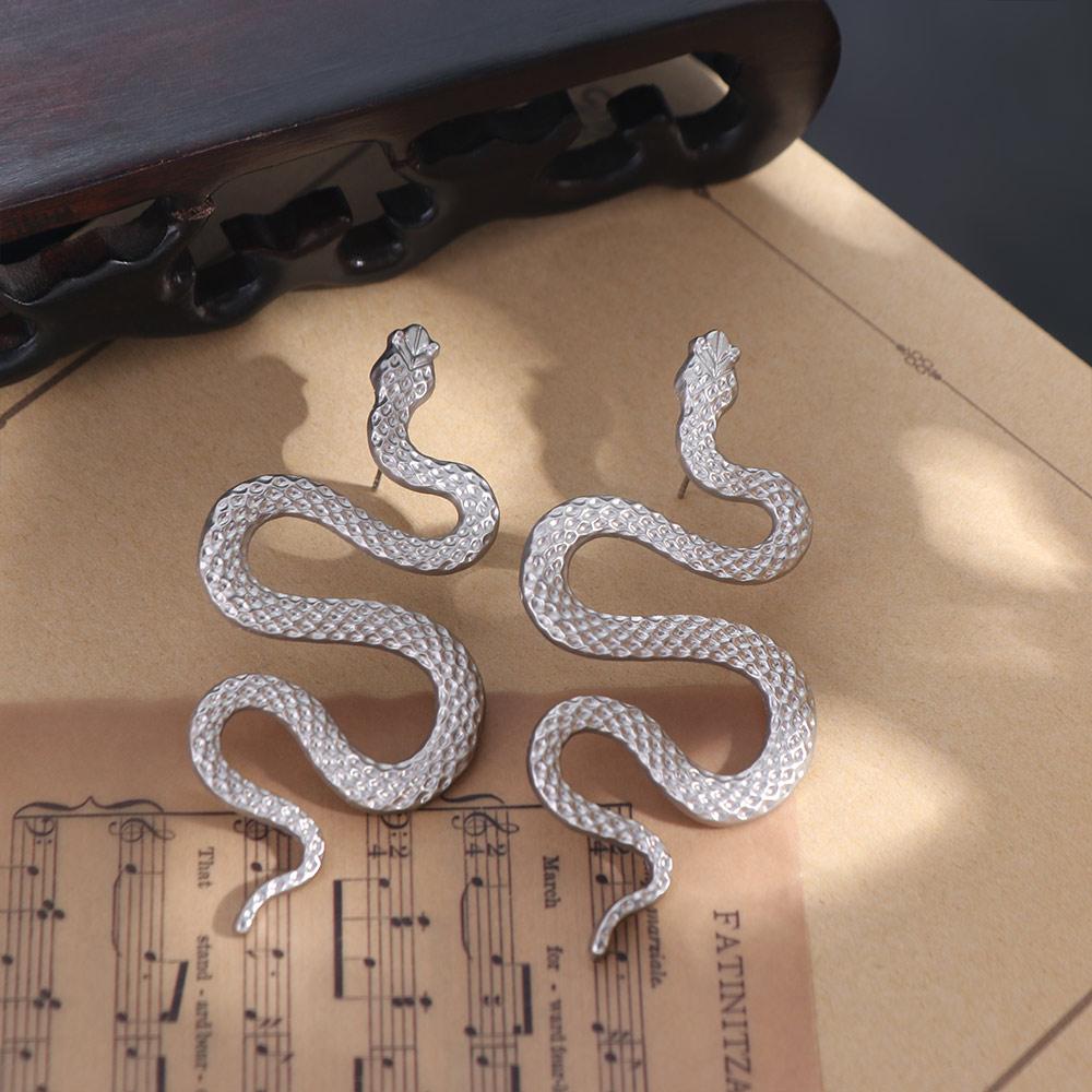 Sexy Snake Shaped Earrings Exaggerated Metal Earrings Animal Snake Stud Earrings Daily Wear