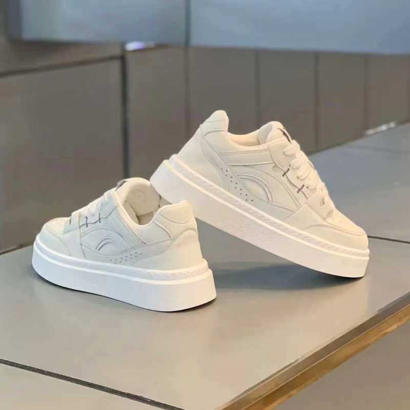 New Men's Classic Fashion Low Top Thick Sole Skateboarding Shoes Comfortable Soft Sole Basketball Sneakers